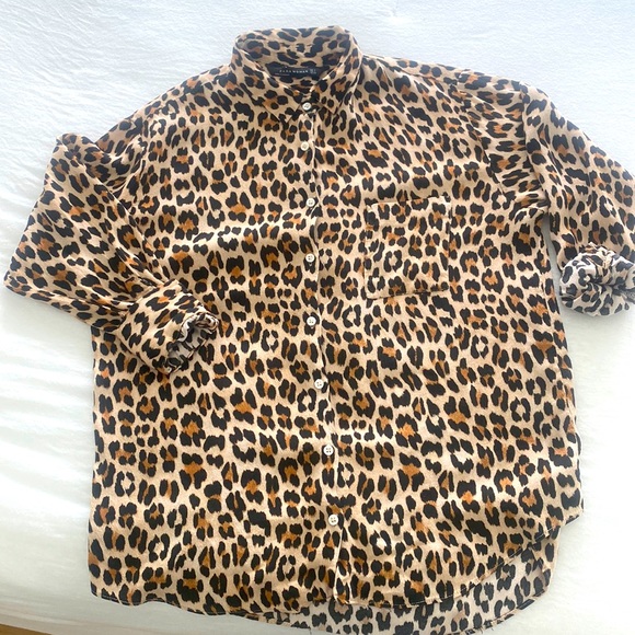 Zara Tops - ZARA // Leopard 3/4 Sleeve Blouse
